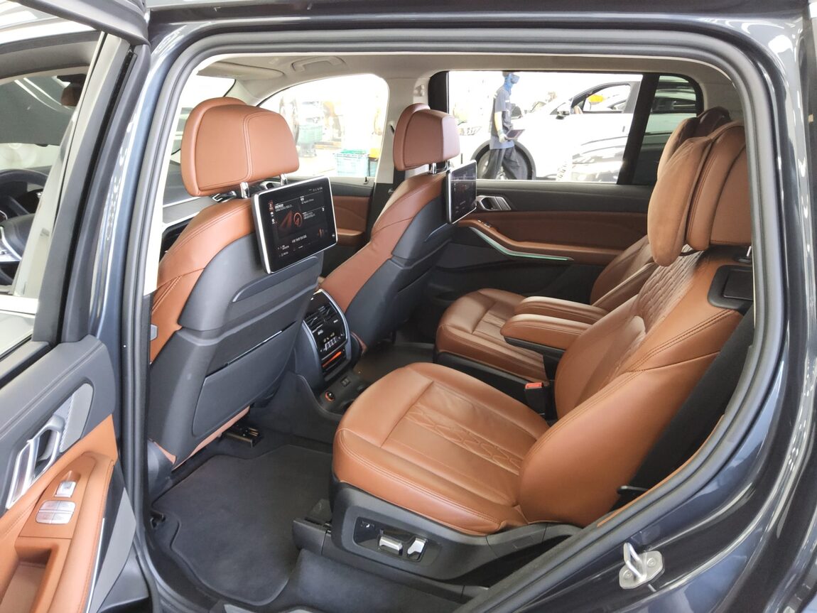 BMW X7 40i xDRIVE DESIGN PURE 6-SEATER 2022 - zdjęcie 12