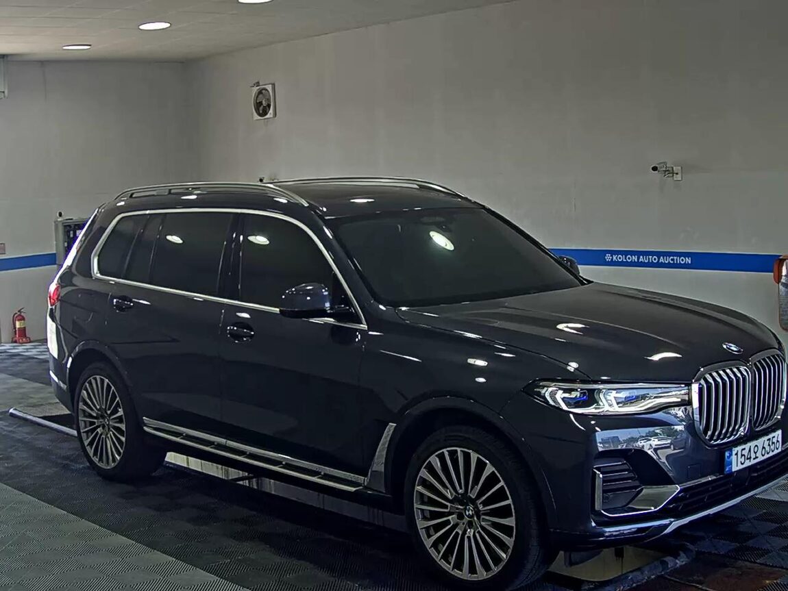 BMW X7 40i xDRIVE DESIGN PURE 6-SEATER 2022 - zdjęcie 3
