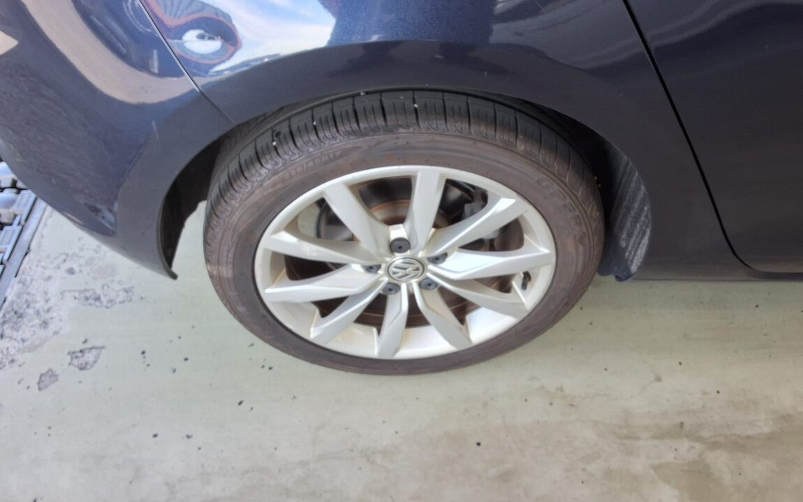 VOLKSWAGEN GOLF (7TH GEN) 2.0 TDI 2015 - zdjęcie 26