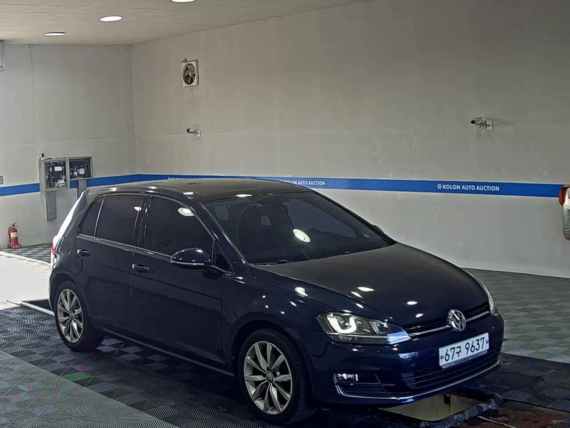 VOLKSWAGEN GOLF (7TH GEN) 2.0 TDI 2015 - zdjęcie 3