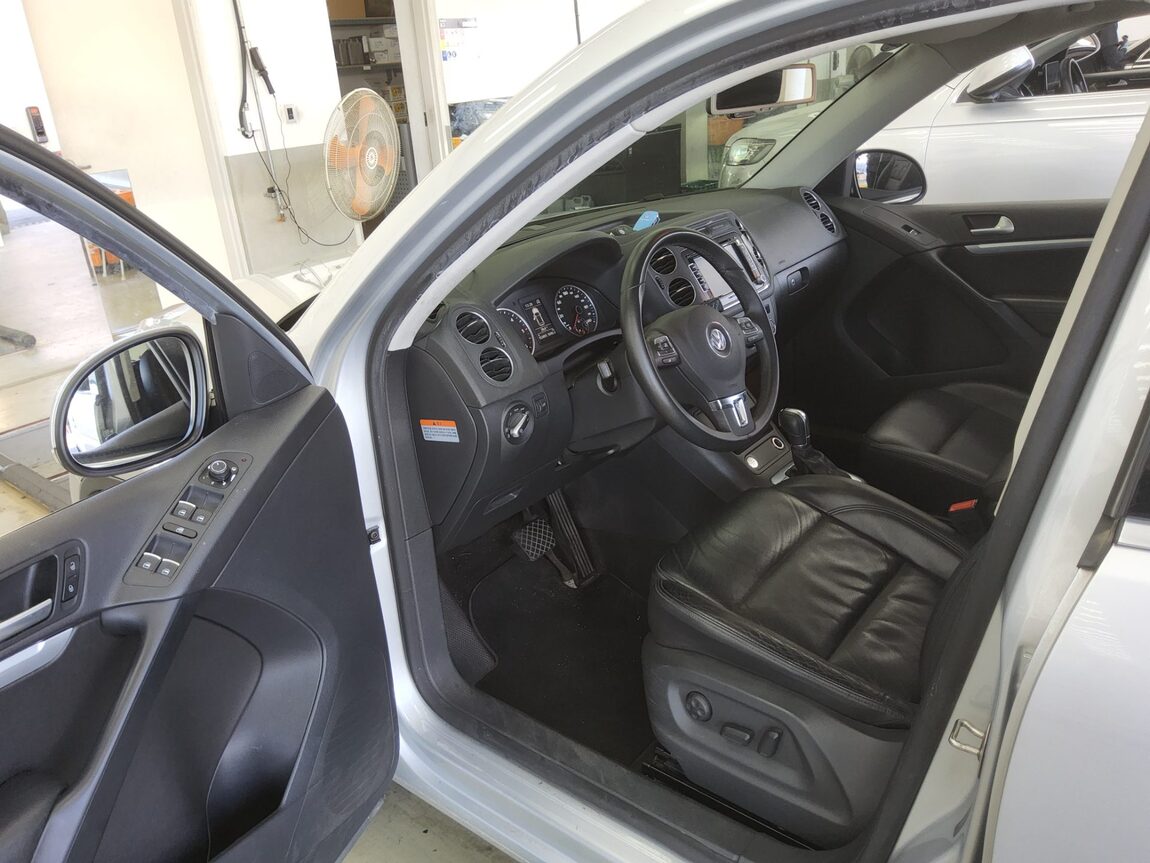 VOLKSWAGEN TIGUAN 2.0 TDI BLUEMOTION 2016 - zdjęcie 10