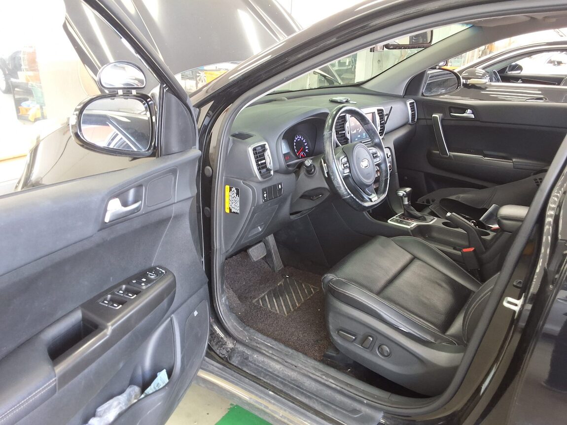 KIA NEW SPORTAGE 1.7 2WD NOBLESSE 2016 - zdjęcie 11