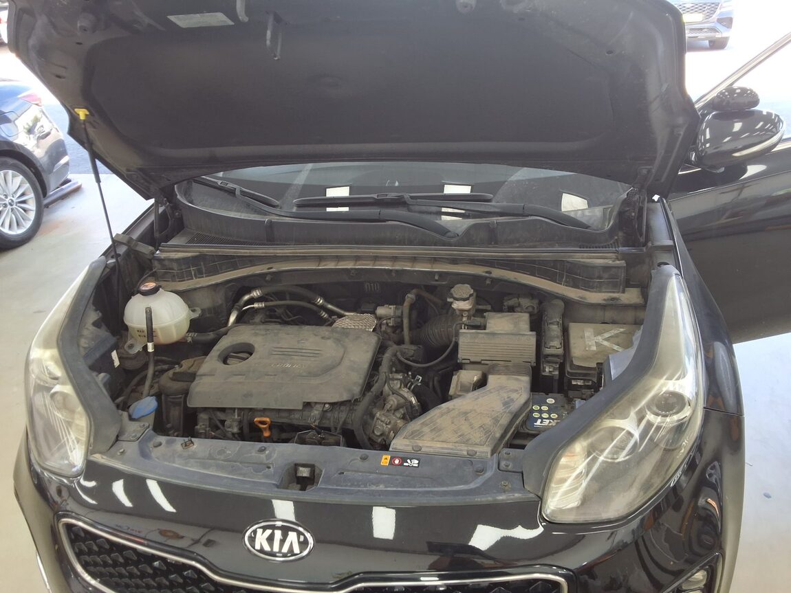 KIA NEW SPORTAGE 1.7 2WD NOBLESSE 2016 - zdjęcie 22
