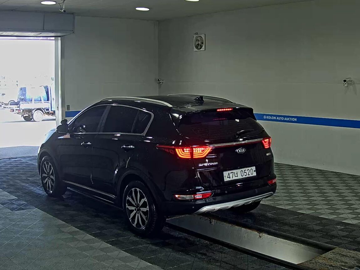 KIA NEW SPORTAGE 1.7 2WD NOBLESSE 2016 - zdjęcie 6