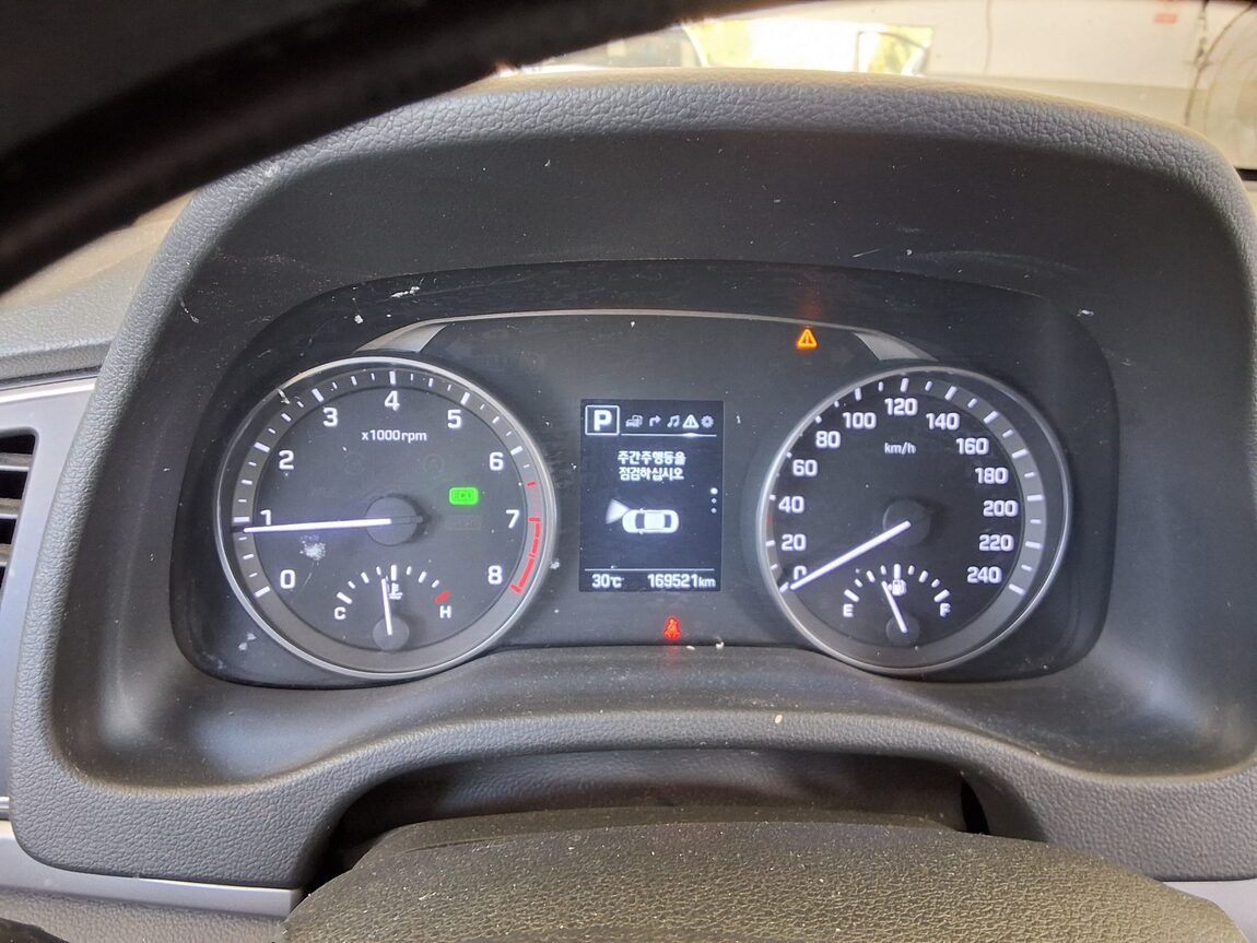 HYUNDAI AVANTE AD 1.6 GDi VALUE PLUS 2018 - zdjęcie 9