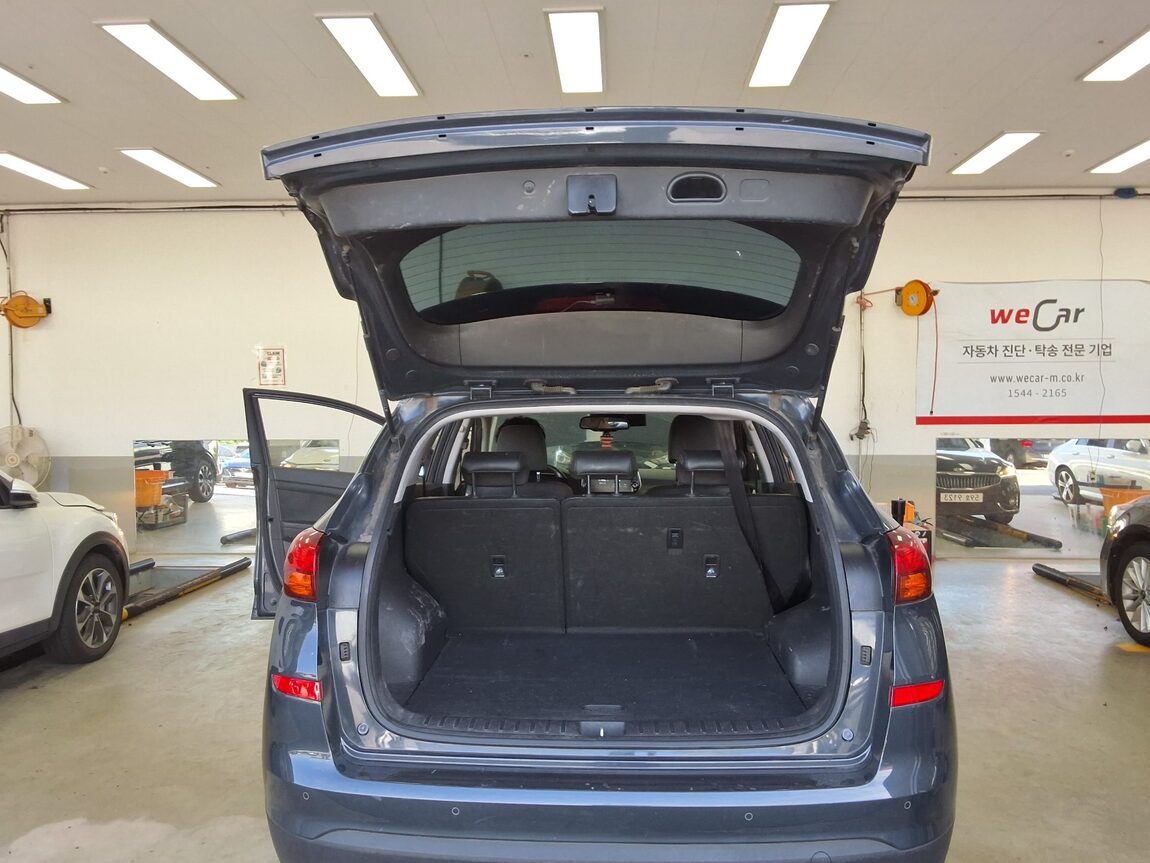 HYUNDAI NEW TUCSON 1.6 DIESEL 2WD MODERN 2019 - zdjęcie 16