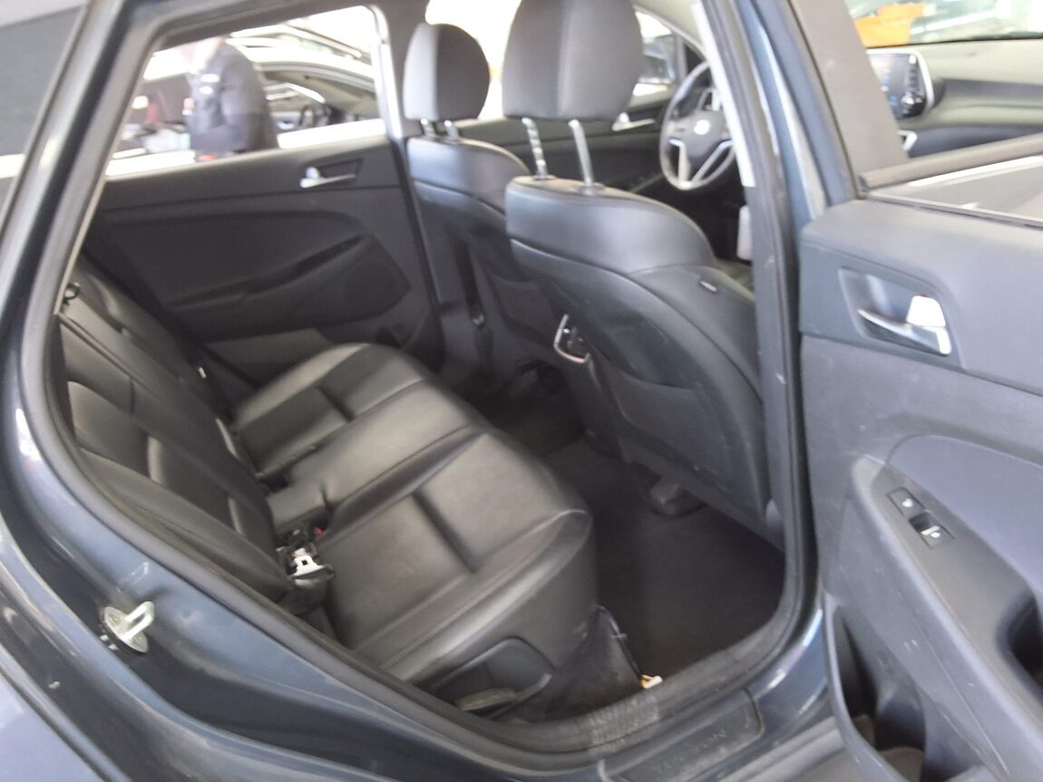 HYUNDAI NEW TUCSON 1.6 DIESEL 2WD MODERN 2019 - zdjęcie 14