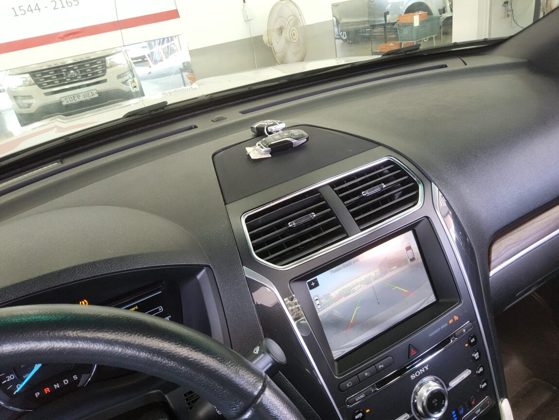 FORD EXPLORER (5TH GEN) 2.3 AWD LIMITED 2017 - zdjęcie 18