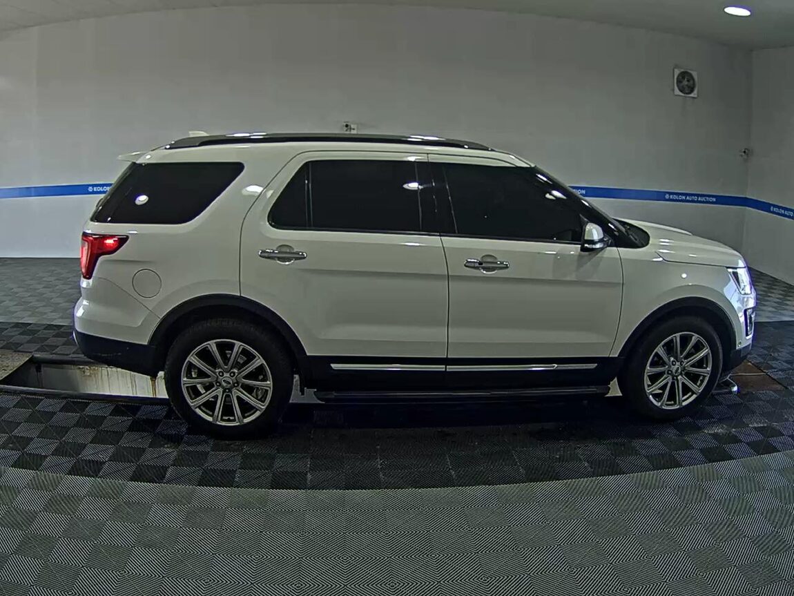 FORD EXPLORER (5TH GEN) 2.3 AWD LIMITED 2017 - zdjęcie 4