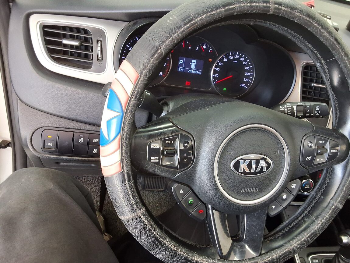KIA ALL NEW CARENS 2.0 LPI PRESTIGE 2014 - zdjęcie 22