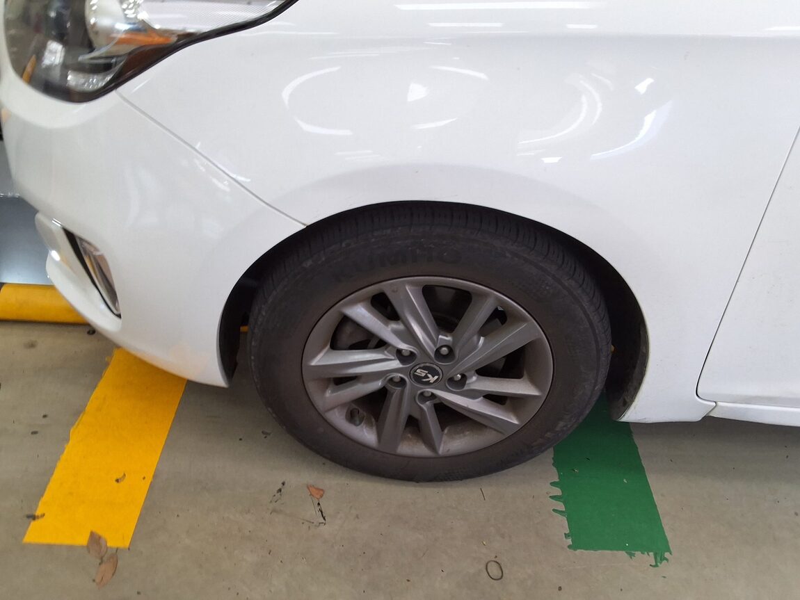 KIA ALL NEW CARENS 2.0 LPI PRESTIGE 2014 - zdjęcie 18