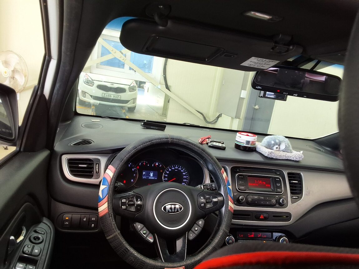 KIA ALL NEW CARENS 2.0 LPI PRESTIGE 2014 - zdjęcie 12