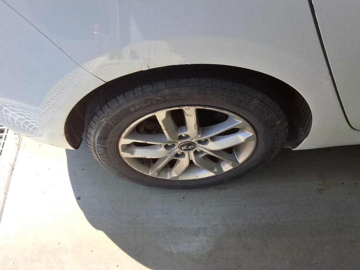KIA ALL NEW CARENS 2.0 LPI PRESTIGE 2014 - zdjęcie 21