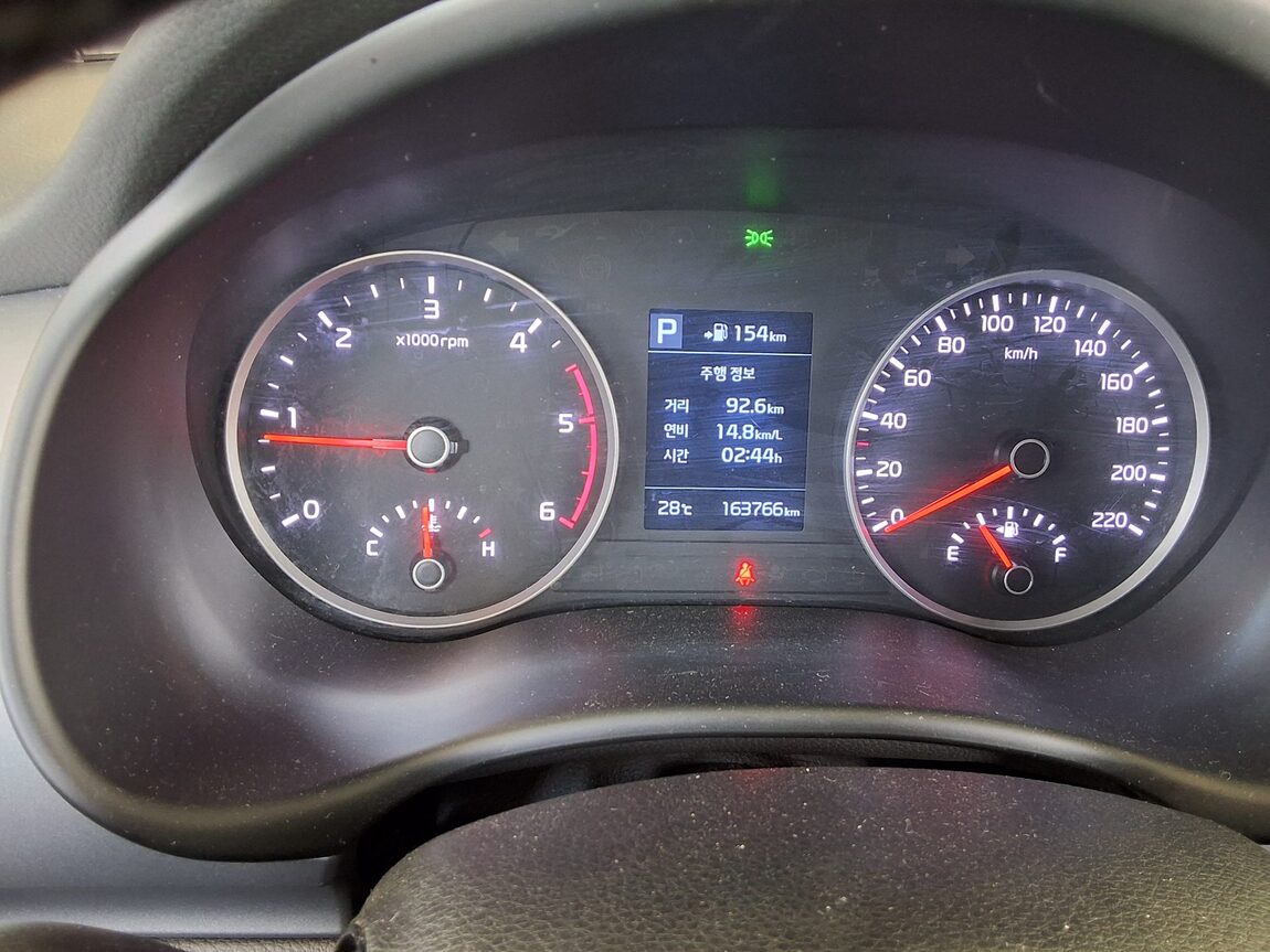 KIA STONIC U2 1.6 DIESEL PRESTIGE 2018 - zdjęcie 9