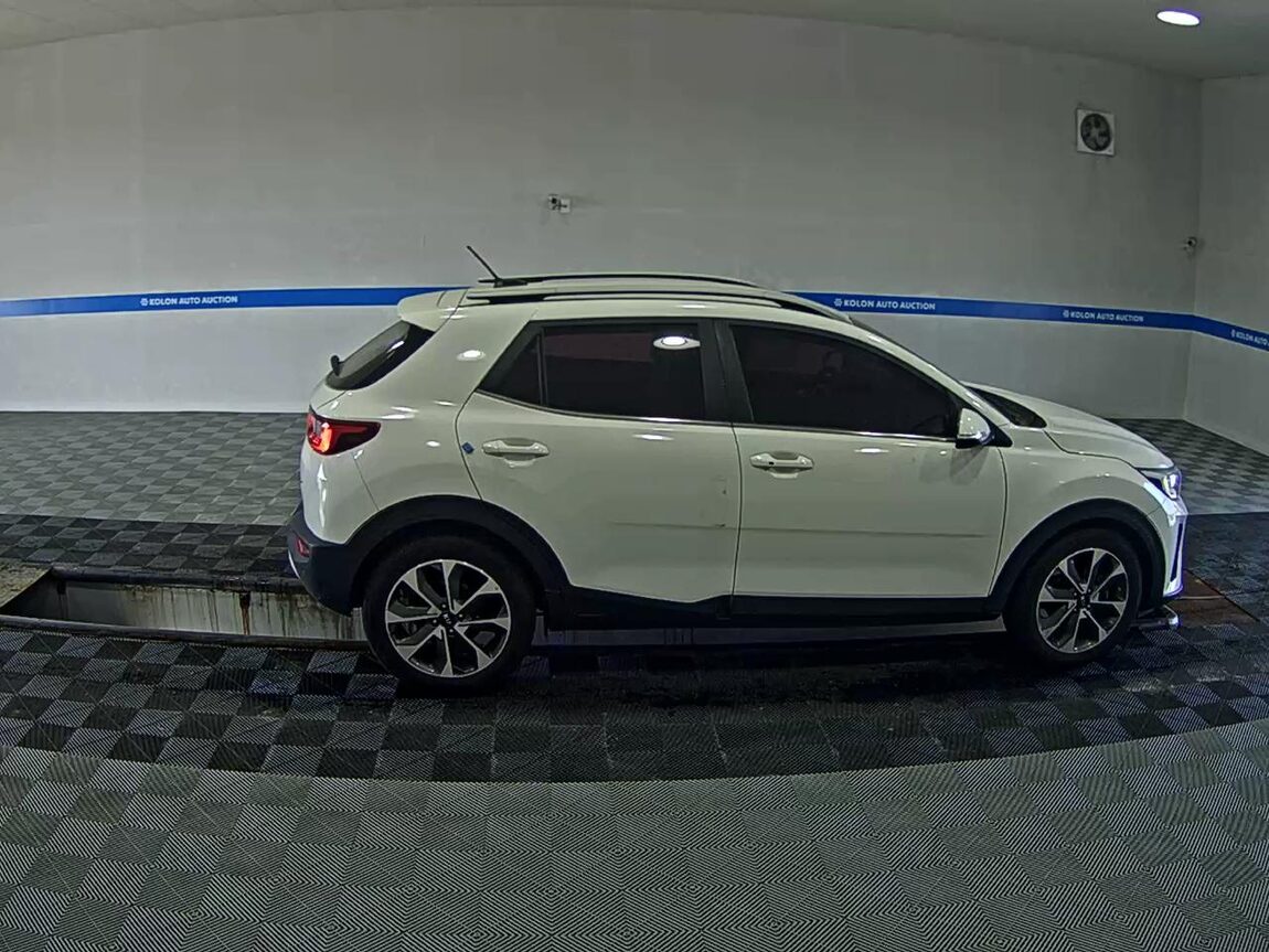 KIA STONIC U2 1.6 DIESEL PRESTIGE 2018 - zdjęcie 4