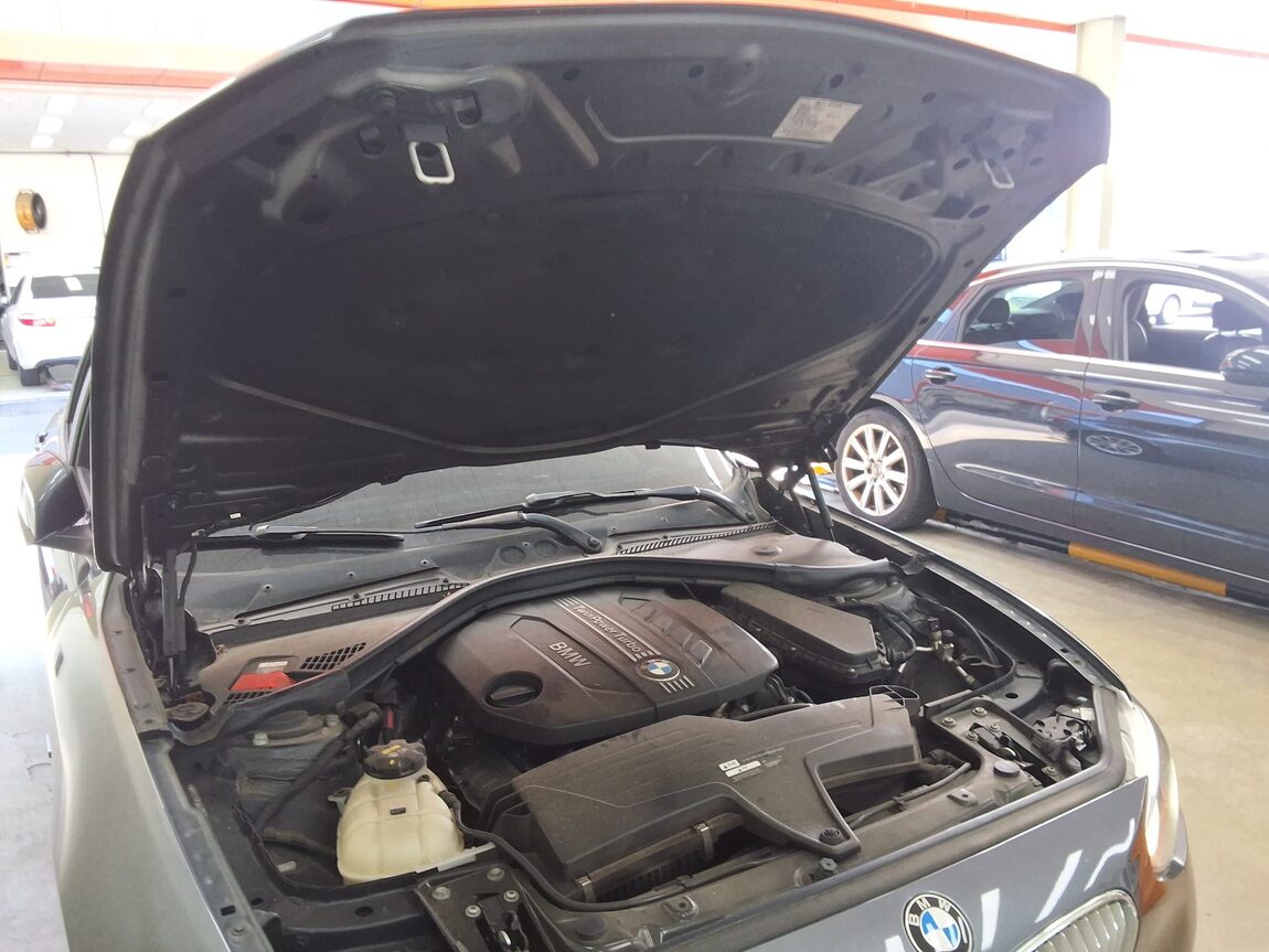 BMW 1 SERIES (2ND GEN) 5-DOOR 118d URBAN LINE PACK 1 2014 - zdjęcie 18