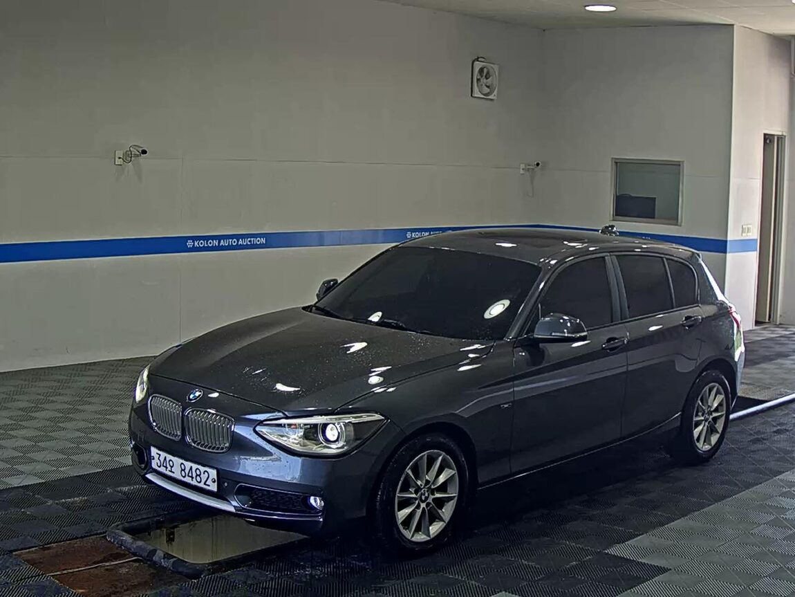 BMW 1 SERIES (2ND GEN) 5-DOOR 118d URBAN LINE PACK 1 2014 - zdjęcie 2