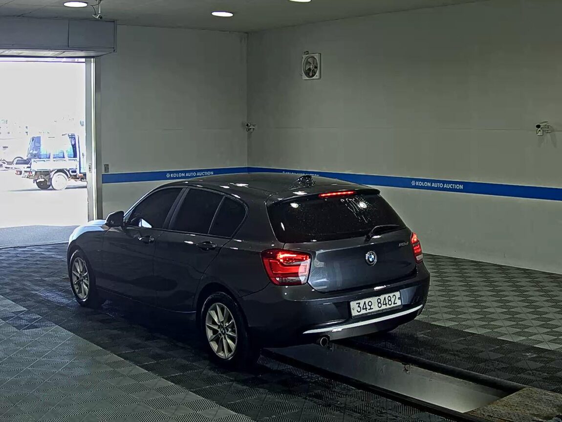 BMW 1 SERIES (2ND GEN) 5-DOOR 118d URBAN LINE PACK 1 2014 - zdjęcie 6