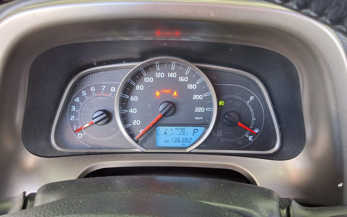 TOYOTA RAV4 (4TH GEN) 2.5 4WD 2014 - zdjęcie 9