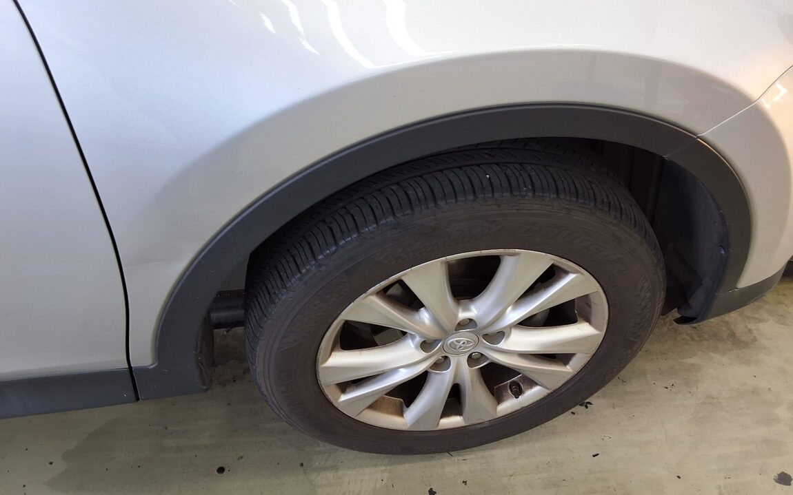 TOYOTA RAV4 (4TH GEN) 2.5 4WD 2014 - zdjęcie 26