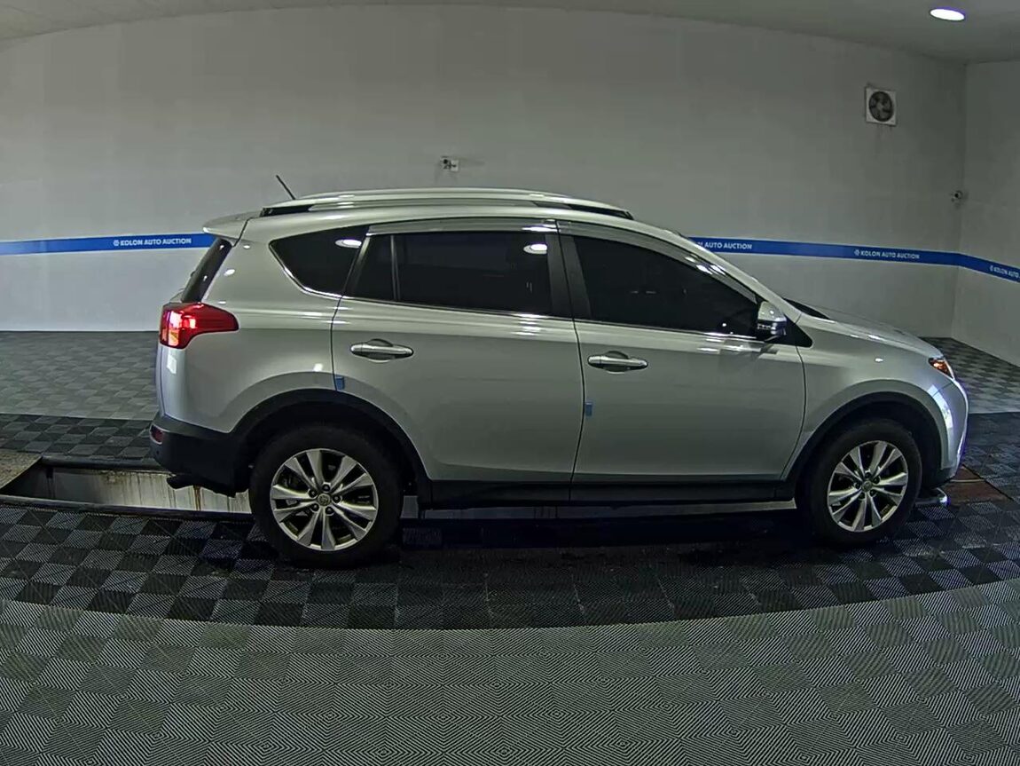 TOYOTA RAV4 (4TH GEN) 2.5 4WD 2014 - zdjęcie 4
