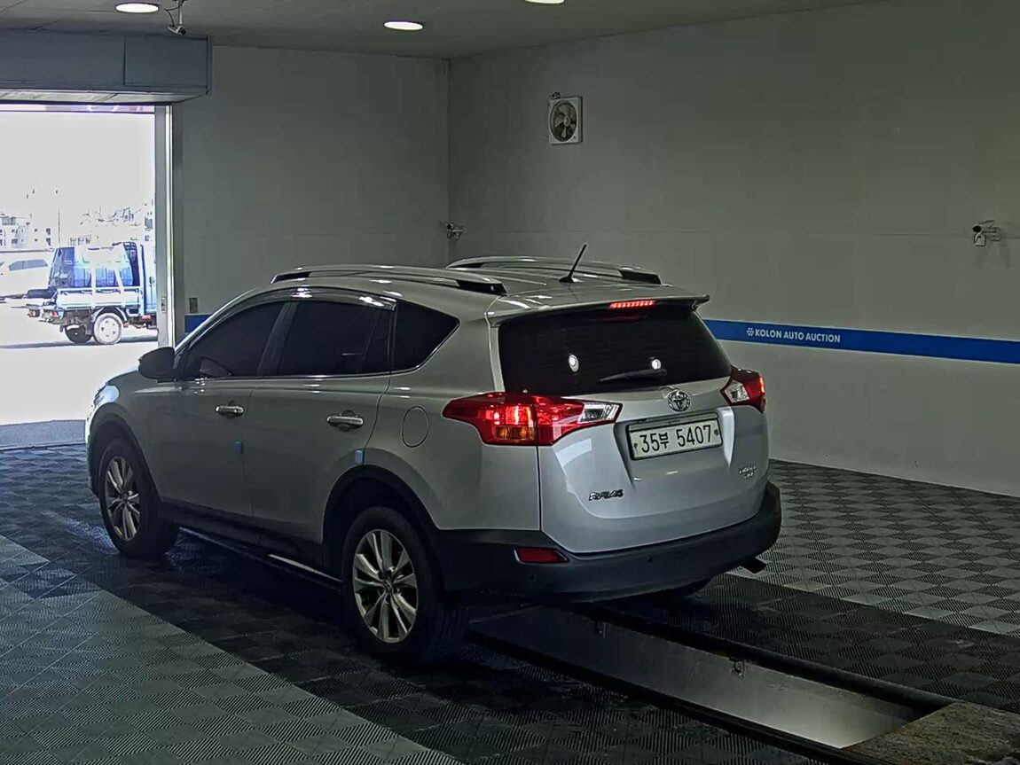 TOYOTA RAV4 (4TH GEN) 2.5 4WD 2014 - zdjęcie 6