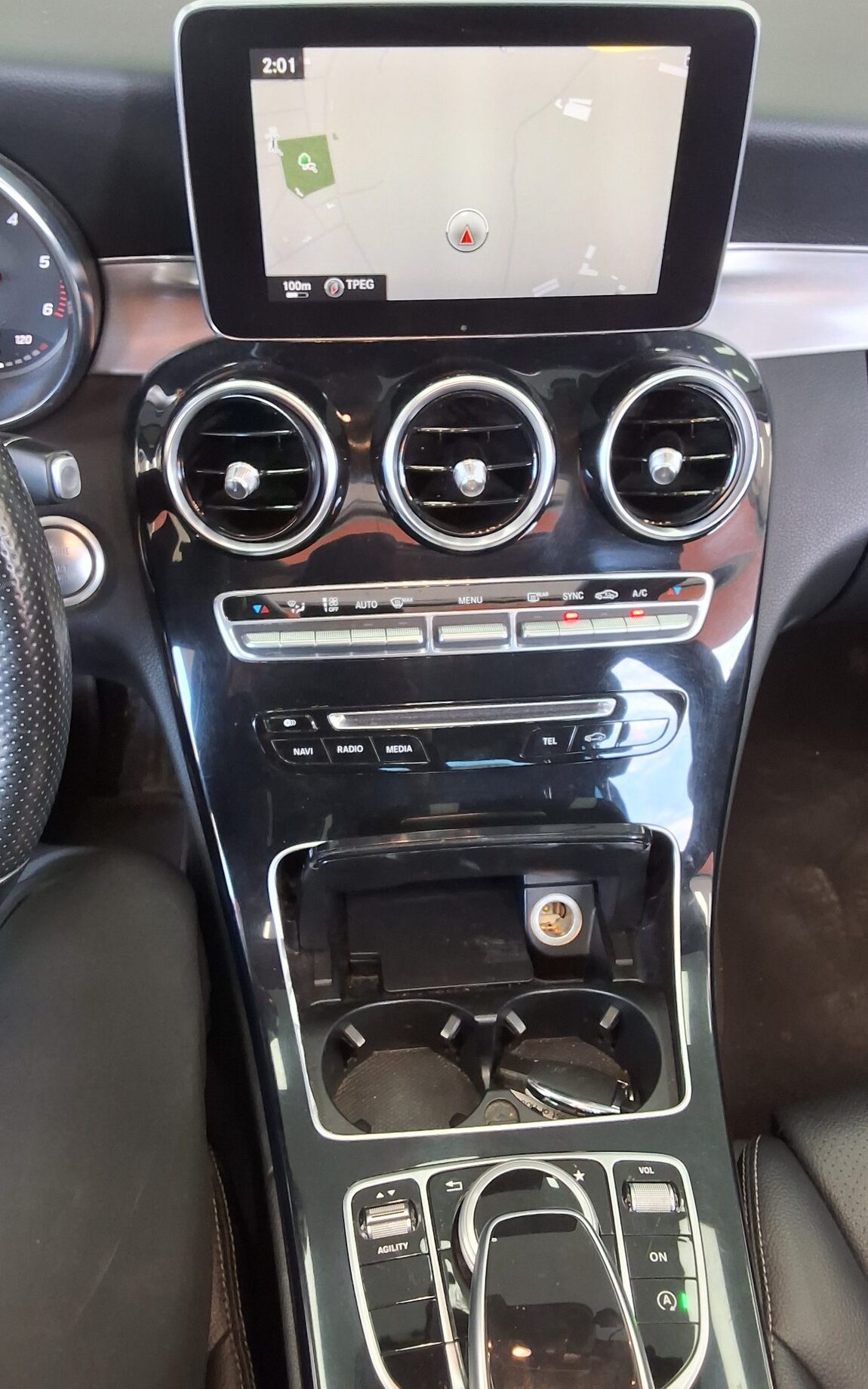 MERCEDES-BENZ C-CLASS (4TH GEN) C220 CDI BLUETEC AVANTGARDE 2015 - zdjęcie 18