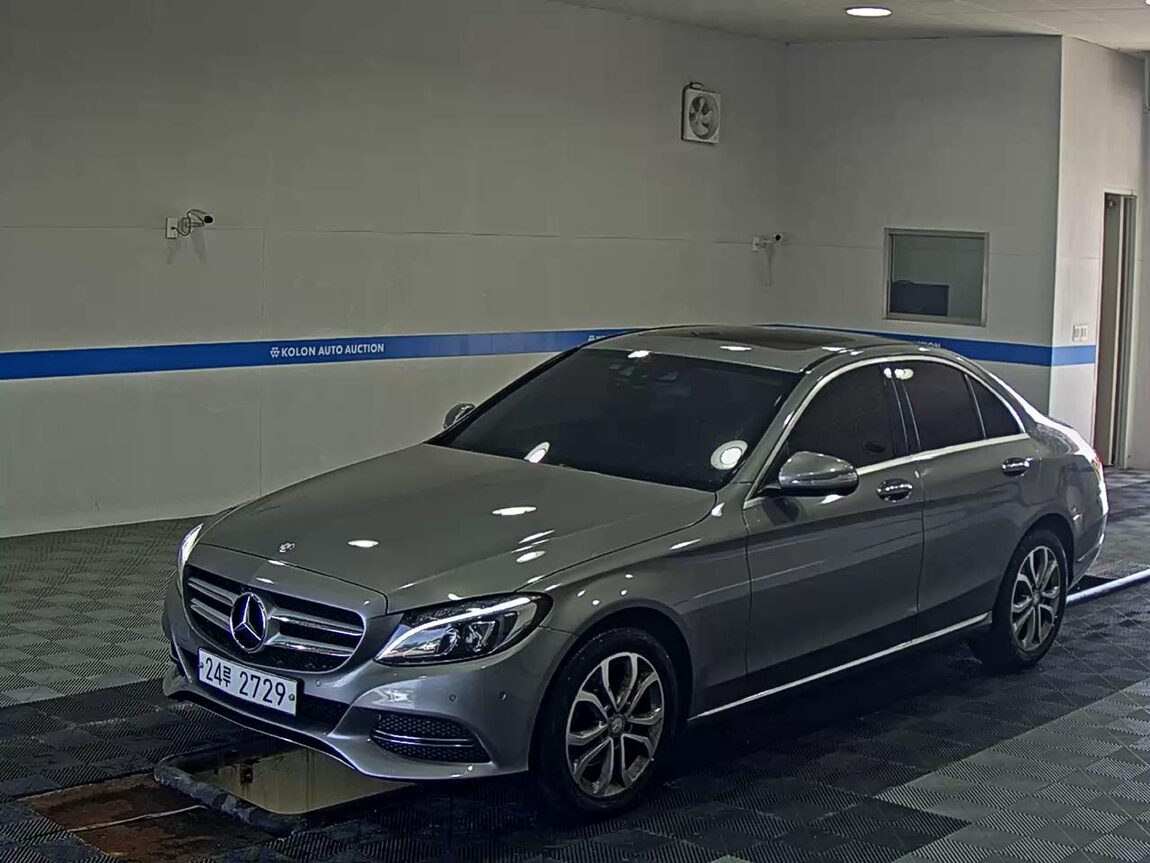 MERCEDES-BENZ C-CLASS (4TH GEN) C220 CDI BLUETEC AVANTGARDE 2015 - zdjęcie 2