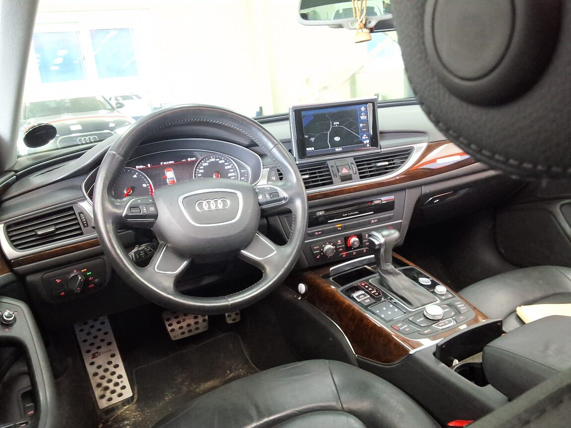 AUDI A6 (4TH GEN) 3.0 TDI QUATTRO LED PACK 2014 - zdjęcie 12