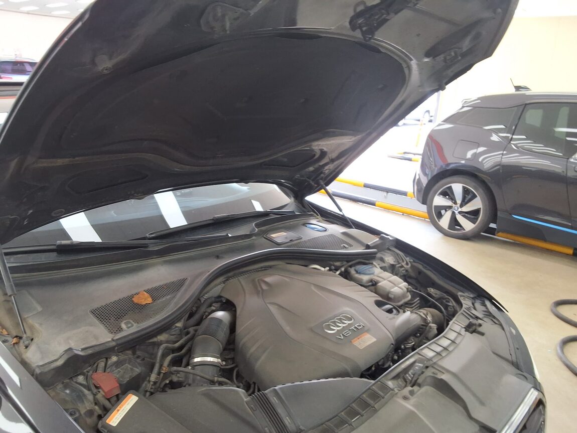 AUDI A6 (4TH GEN) 3.0 TDI QUATTRO LED PACK 2014 - zdjęcie 18