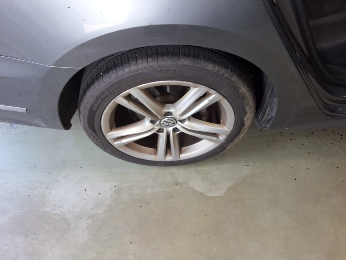 VOLKSWAGEN THE NEW PASSAT (7TH GEN) 2.0 TDI 2012 - zdjęcie 26