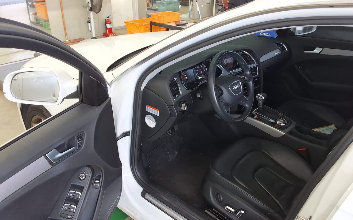 AUDI A4 (4TH GEN) 35 TDI QUATTRO 2015 - zdjęcie 10