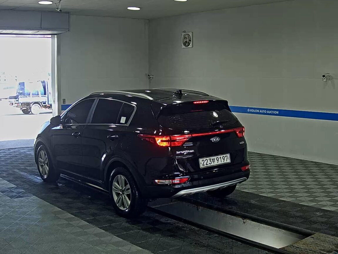 KIA NEW SPORTAGE R2.0 2WD PRESTIGE 2016 - zdjęcie 6