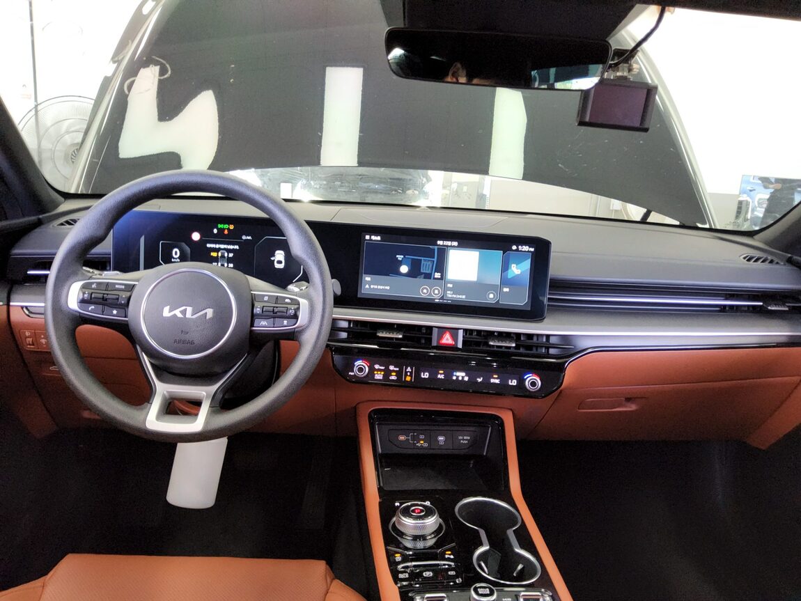 KIA THE NEW K5 (DL3) 2.0 GASOLINE PRESTIGE 2024 - zdjęcie 11