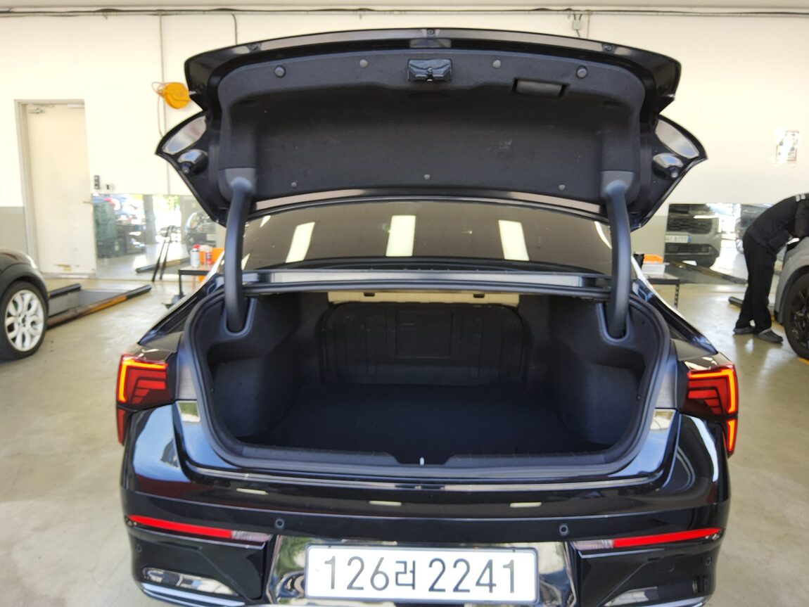 KIA THE NEW K5 (DL3) 2.0 GASOLINE PRESTIGE 2024 - zdjęcie 15
