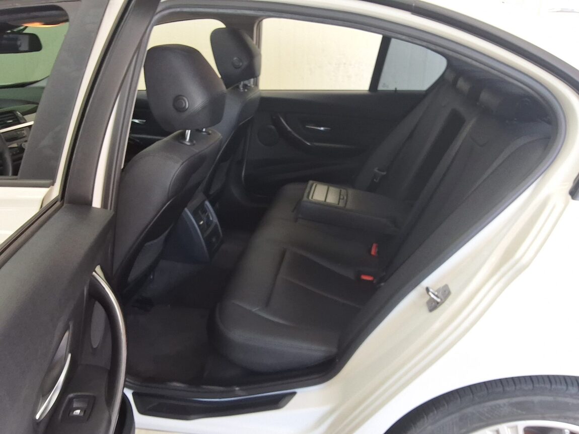 BMW 3 SERIES (6TH GEN) 320d 2015 - zdjęcie 13