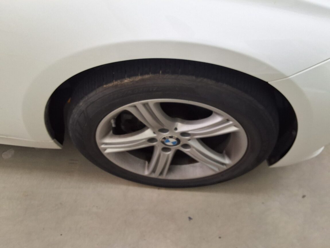 BMW 3 SERIES (6TH GEN) 320d 2015 - zdjęcie 21