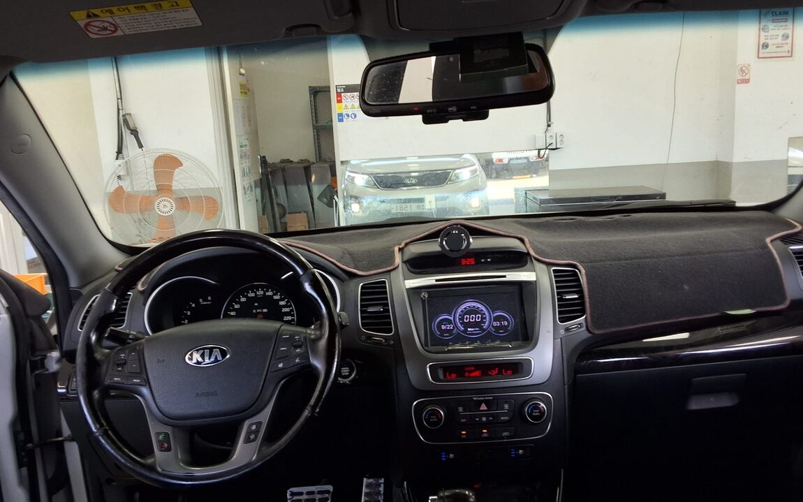 KIA NEW SORENTO R R2.0 2WD PRESTIGE 2014 - zdjęcie 11