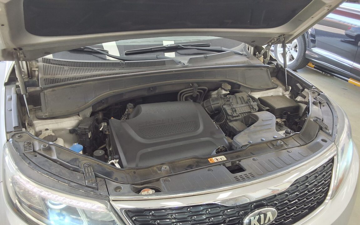 KIA NEW SORENTO R R2.0 2WD PRESTIGE 2014 - zdjęcie 21