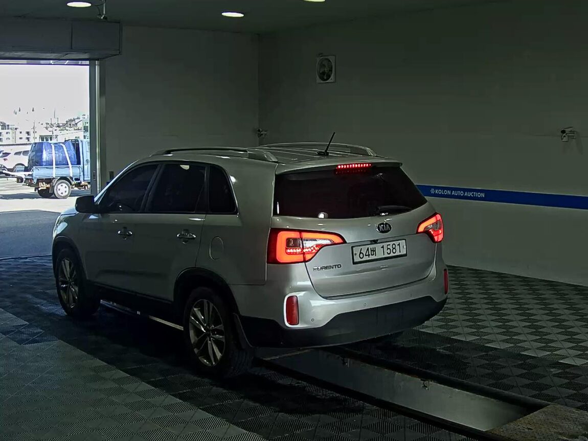 KIA NEW SORENTO R R2.0 2WD PRESTIGE 2014 - zdjęcie 6