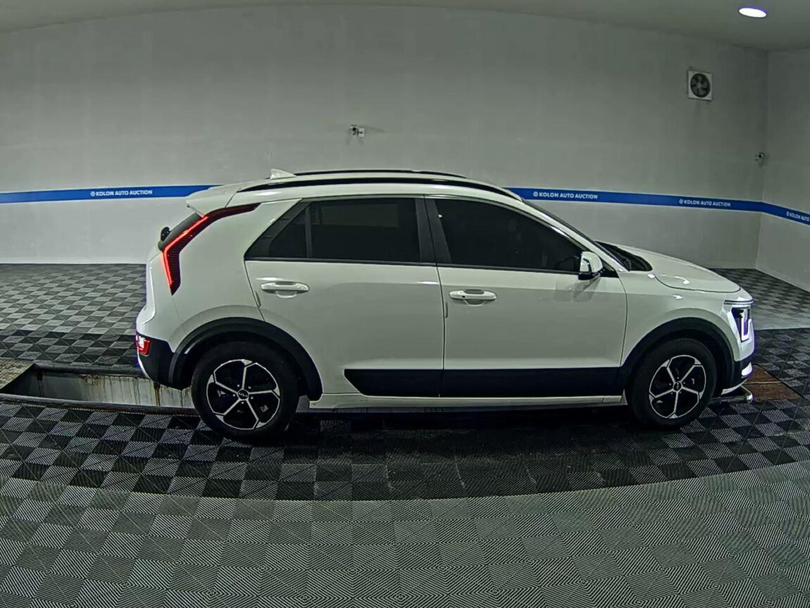 KIA THE ALL NEW NIRO 1.6 HEV PRESTIGE 2024 - zdjęcie 4