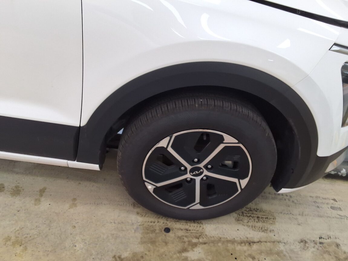 KIA THE ALL NEW NIRO 1.6 HEV PRESTIGE 2024 - zdjęcie 33