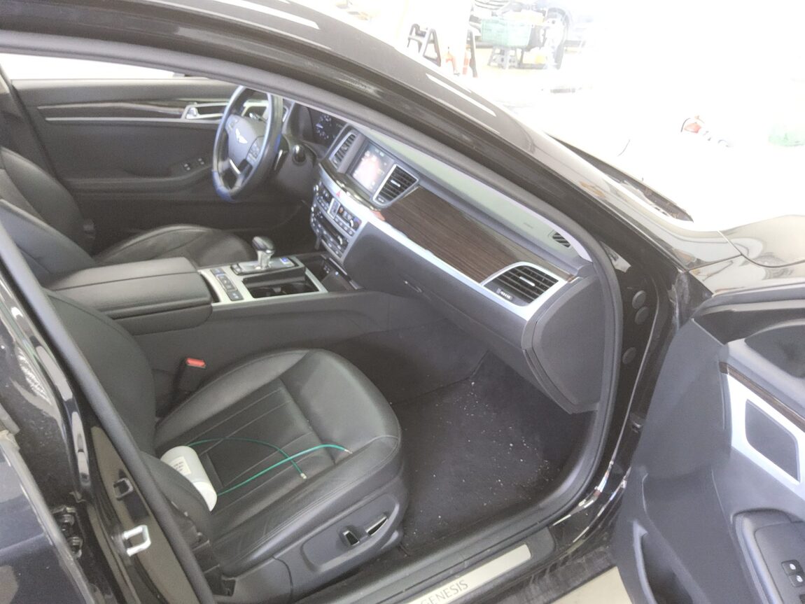 GENESIS G80 3.3 GDi AWD LUXURY 2018 - zdjęcie 14