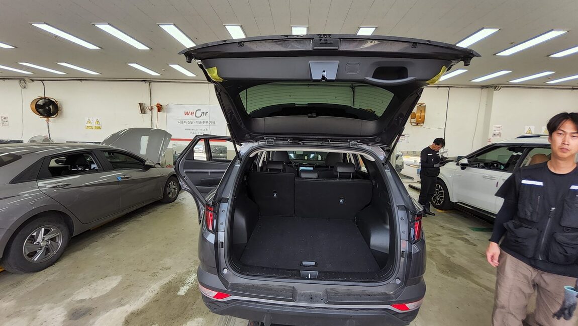 HYUNDAI THE ALL NEW TUCSON 2.0 DIESEL 2WD MODERN 2023 - zdjęcie 22