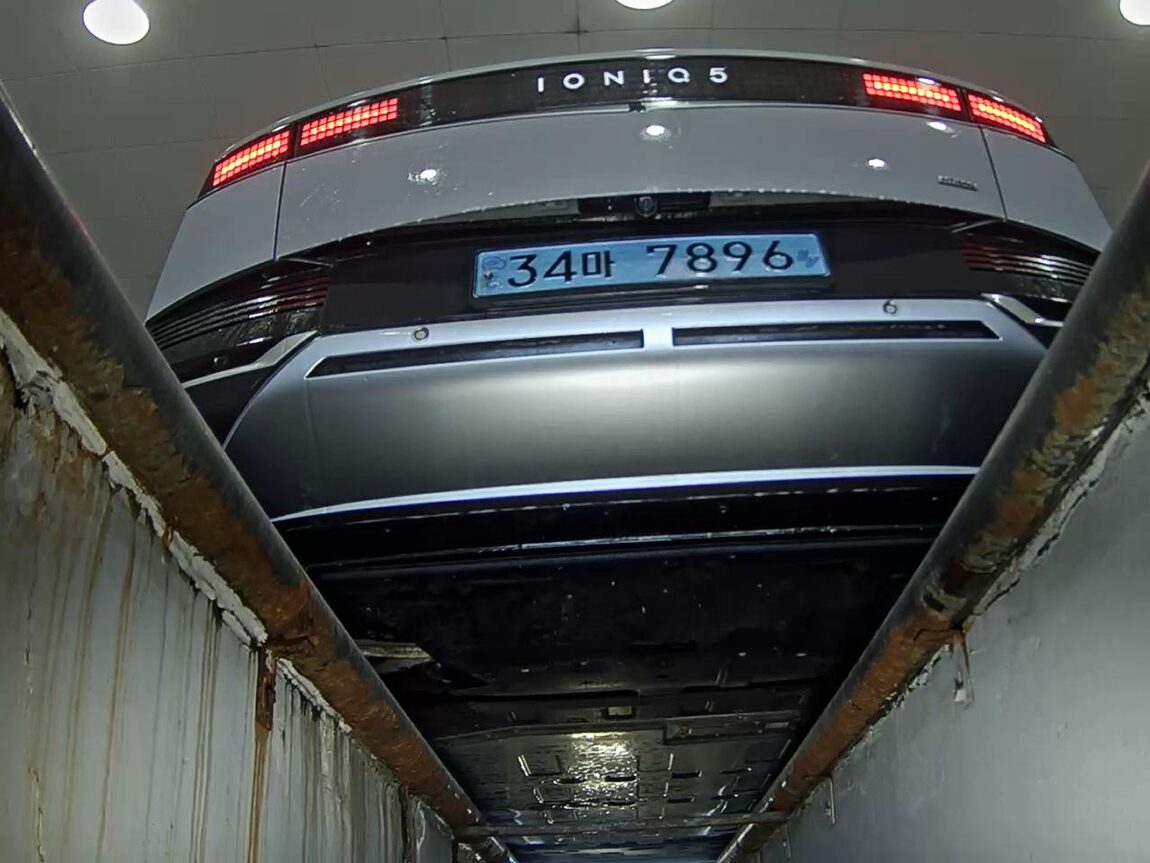 HYUNDAI IONIQ 5 EV AWD LONG RANGE EXCLUSIVE 2022 - zdjęcie 8