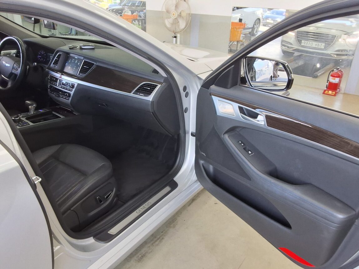 GENESIS G80 3.3 GDi AWD PREMIUM LUXURY 2017 - zdjęcie 14