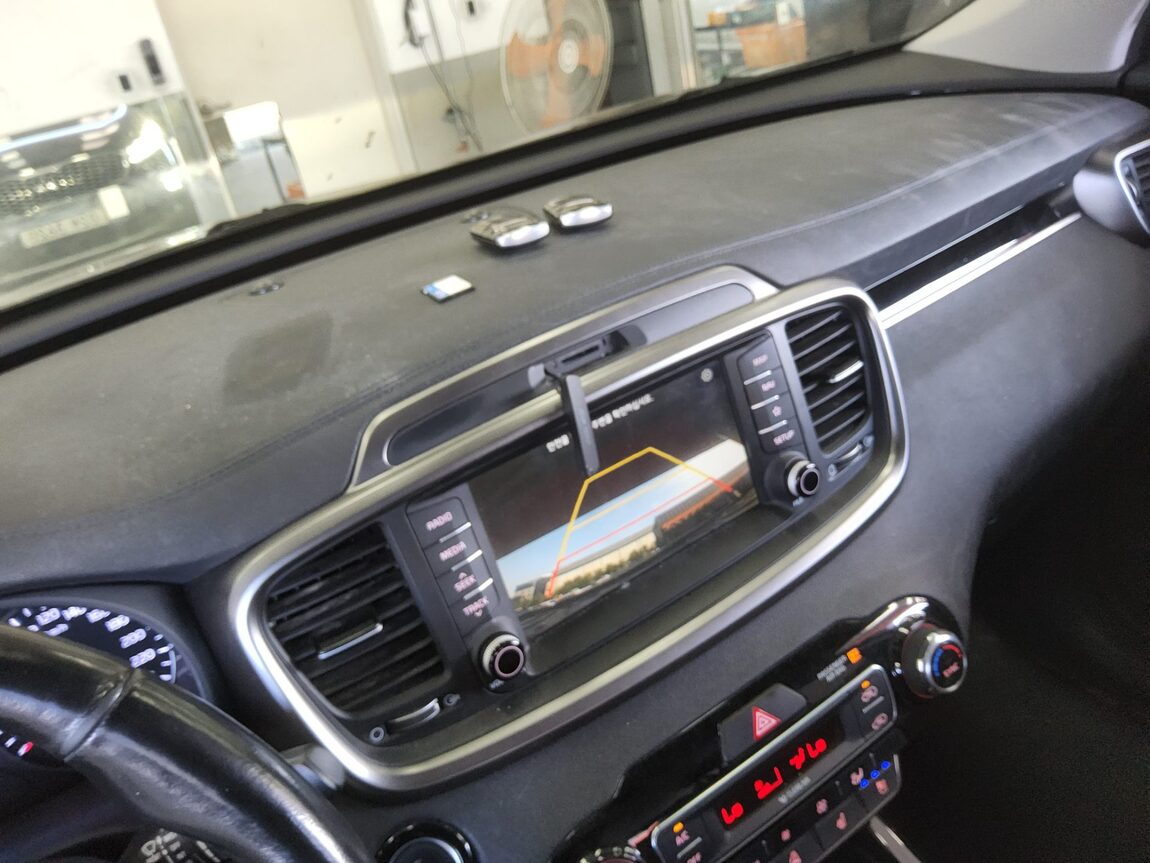 KIA THE NEW SORENTO DIESEL R2.2 2WD NOBLESSE 2018 - zdjęcie 18