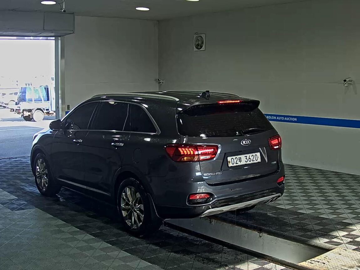 KIA THE NEW SORENTO DIESEL R2.2 2WD NOBLESSE 2018 - zdjęcie 6