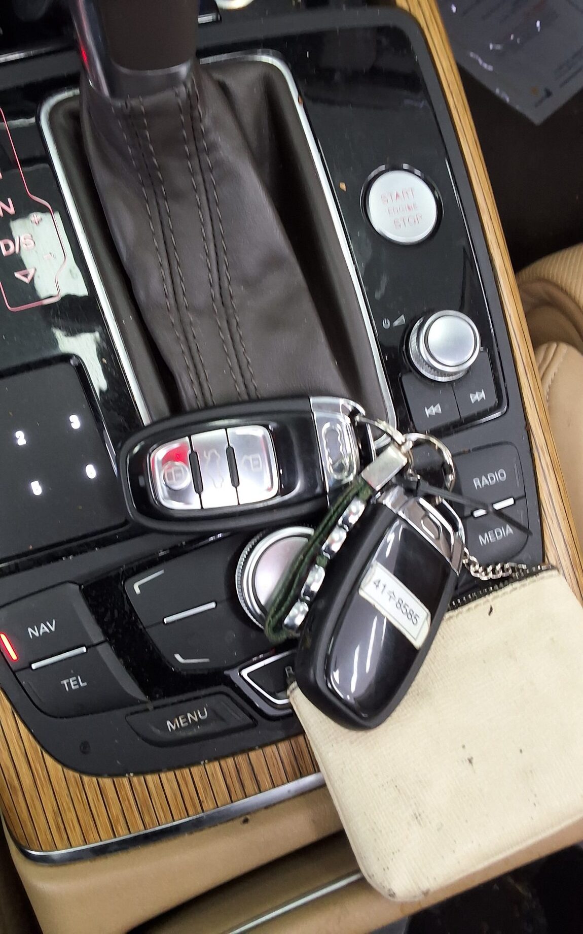 AUDI A7 3.0 TFSI QUATTRO PRESTIGE 2014 - zdjęcie 20