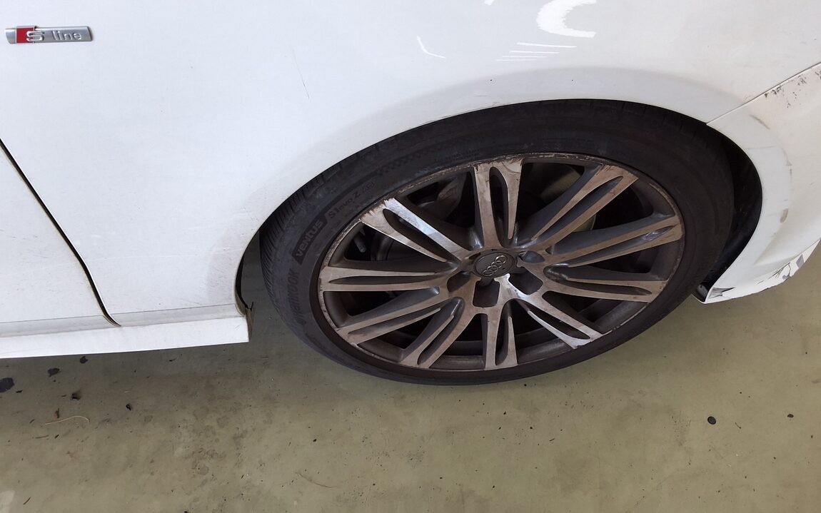AUDI A7 3.0 TFSI QUATTRO PRESTIGE 2014 - zdjęcie 28